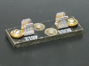 FUSE BLOCK 4512